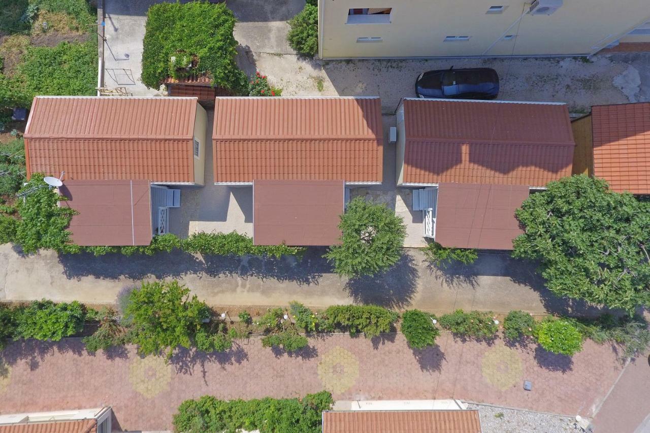 Lavender Mobile Houses Pakostane Bagian luar foto